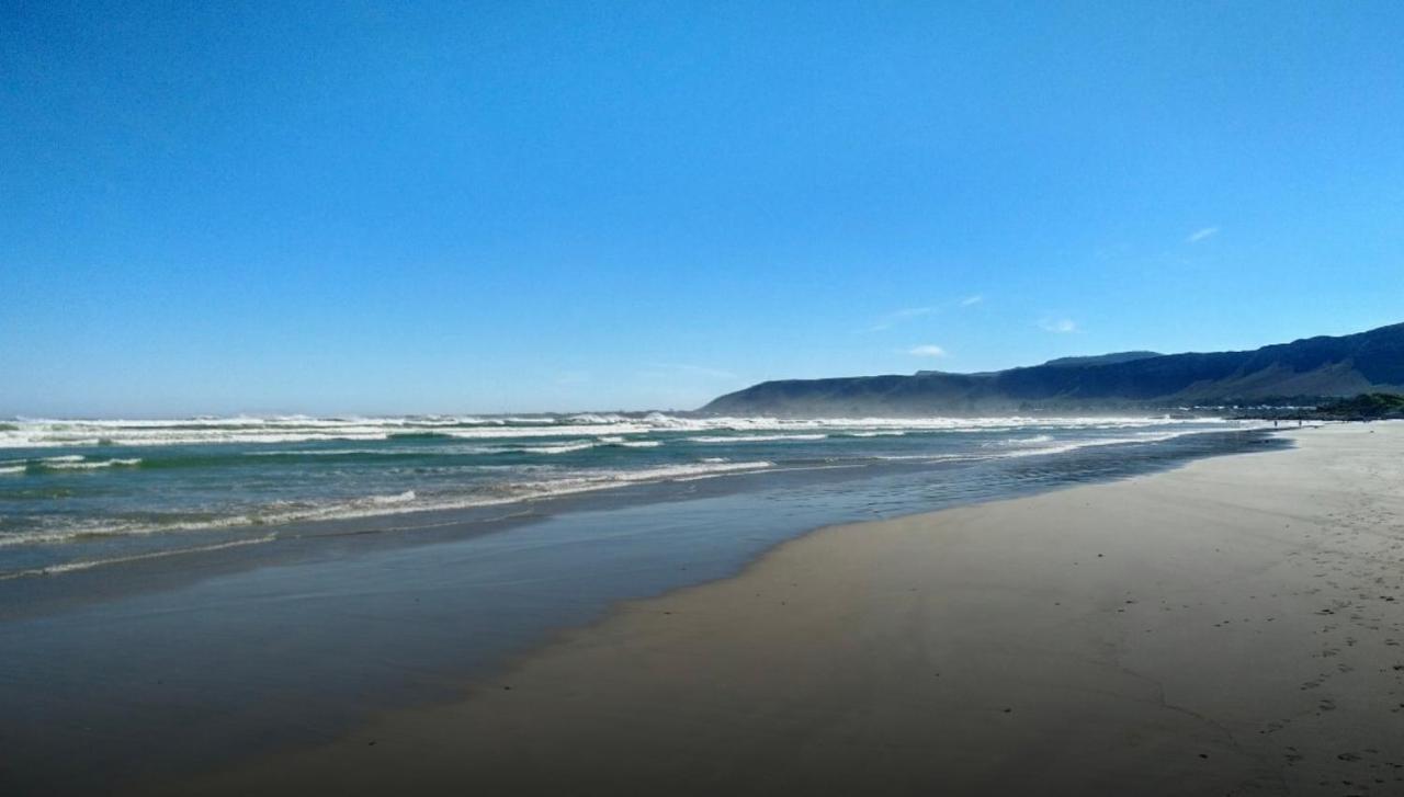 Hermanus Haven, Entire Home, On The Sea, Private Pool, Secure Esterno foto