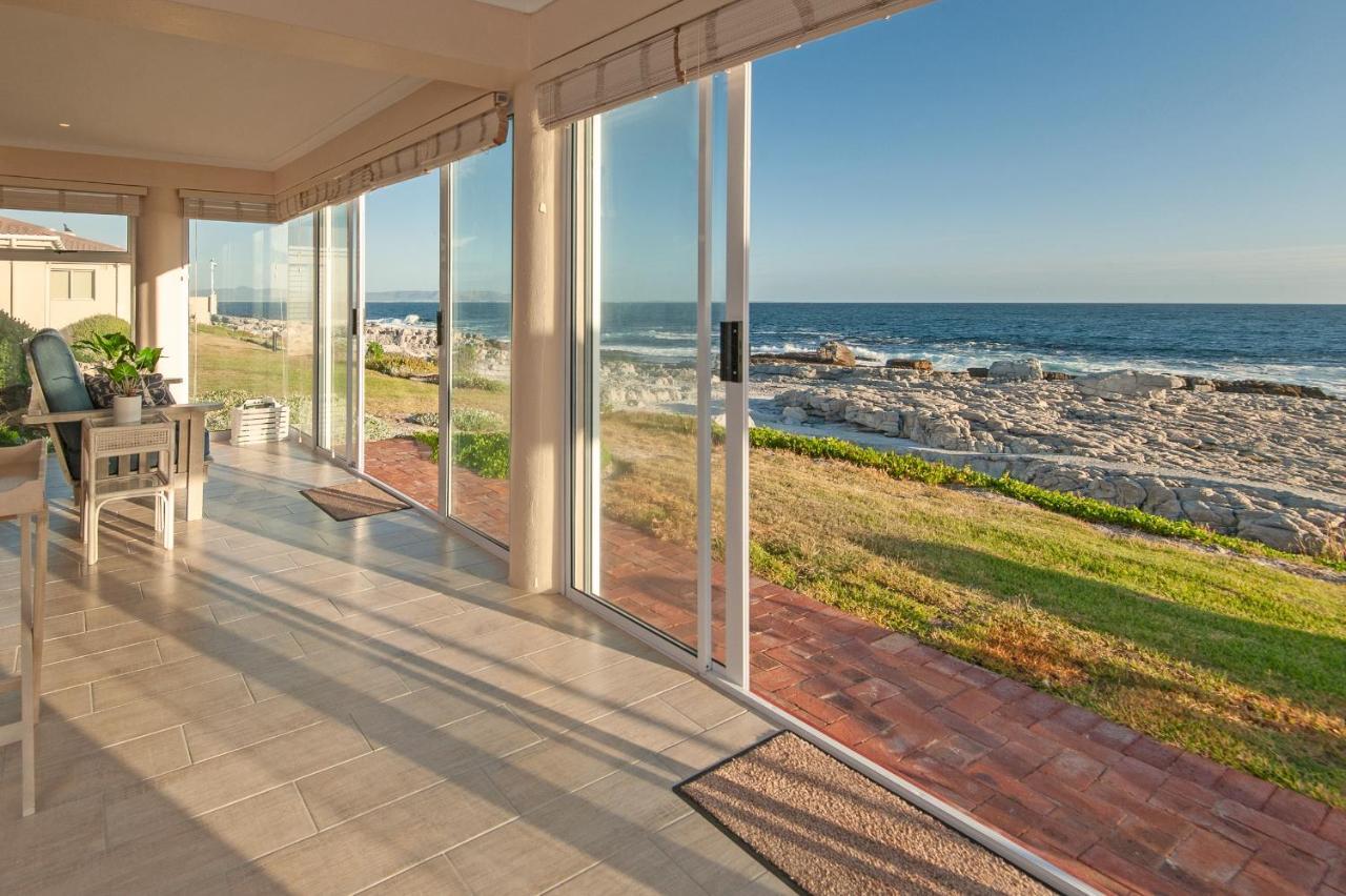 Hermanus Haven, Entire Home, On The Sea, Private Pool, Secure Esterno foto