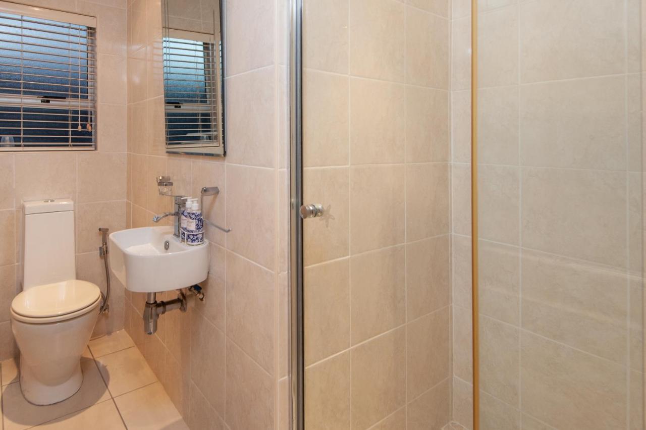 Hermanus Haven, Entire Home, On The Sea, Private Pool, Secure Esterno foto